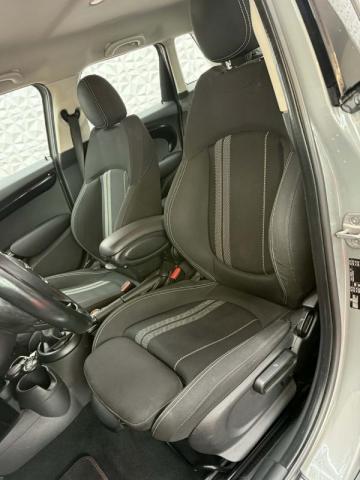 Mini Cooper Sd image 1