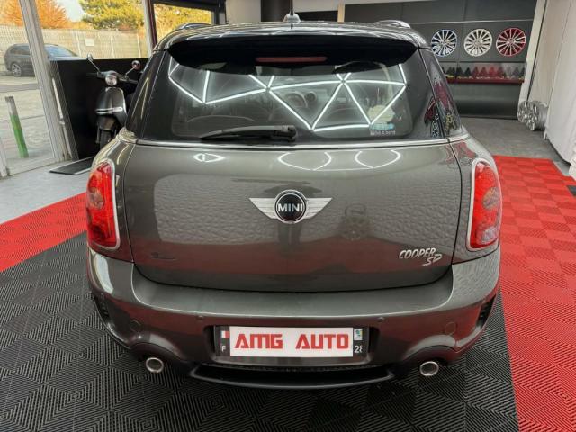 Mini Countryman image 8