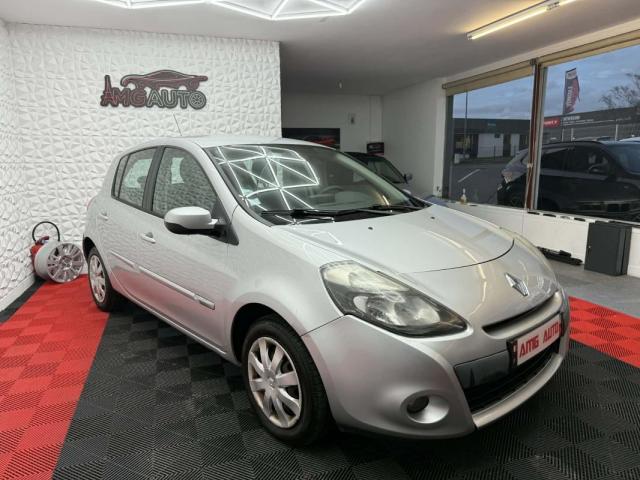 Renault Clio image 6