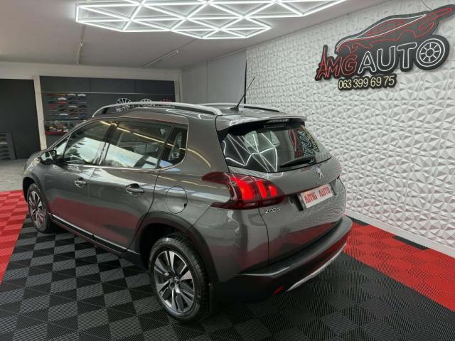 Peugeot 2008 image 4