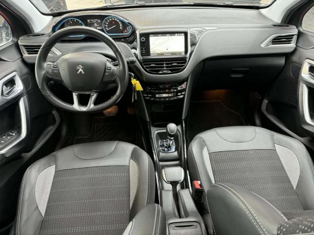 Peugeot 2008 image 3