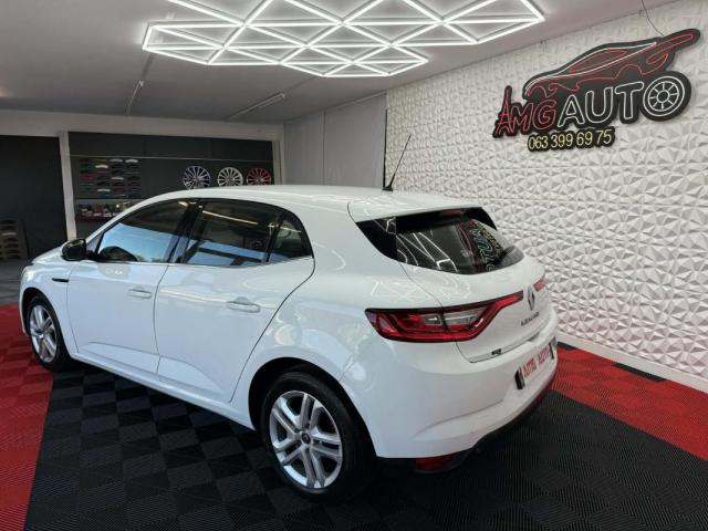 Renault Mégane image 2