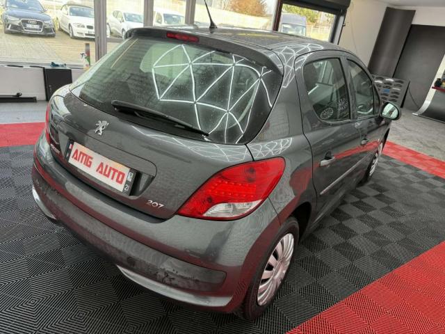 Peugeot 207 image 3