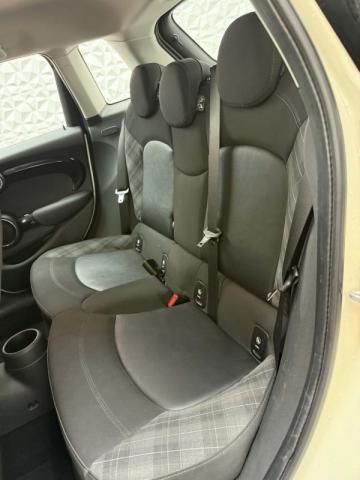 Mini Cooper D image 3