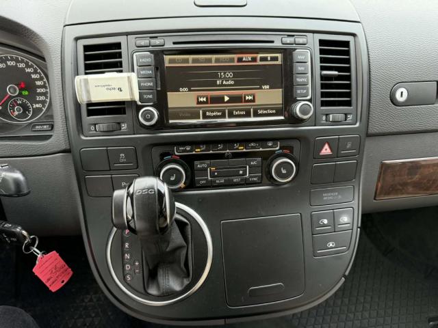 Volkswagen T5 Multivan image 1