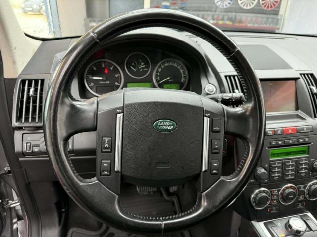 Land Rover Freelander image 9