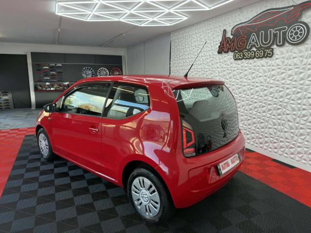 Volkswagen Up! image 4