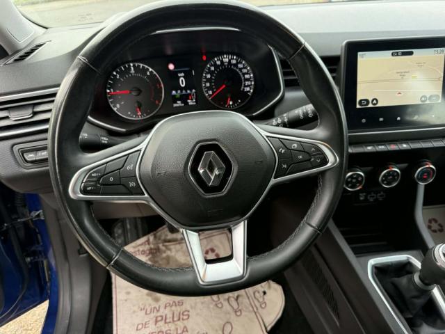 Renault Clio image 2