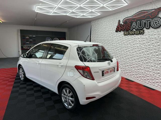 Toyota Yaris image 9