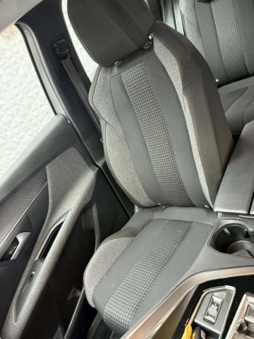 Peugeot 3008 image 9