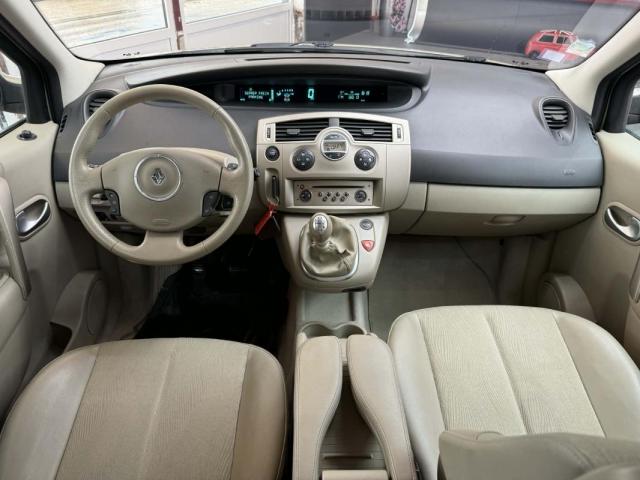 Renault Scénic image 9