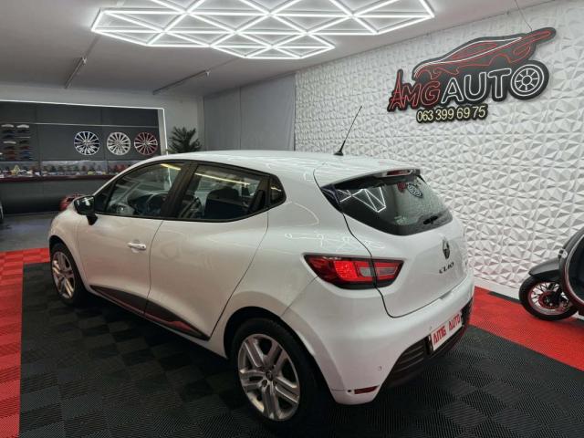 Renault Clio image 8