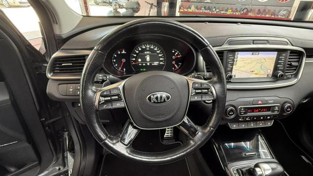 Kia Sorento image 1