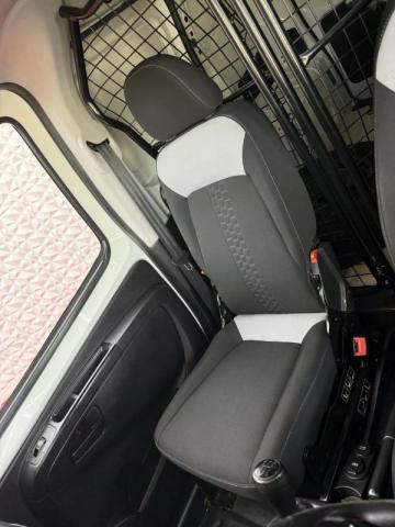 Fiat Fiorino image 9