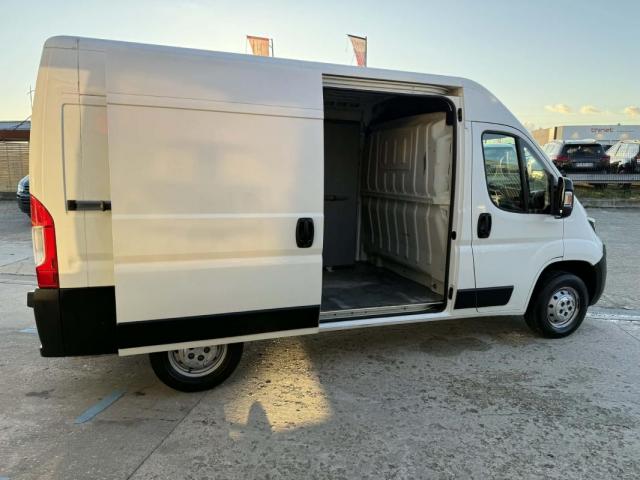 Peugeot Boxer image 3