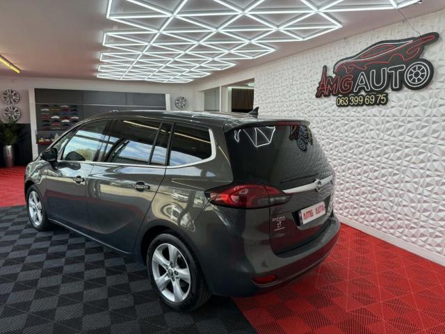 Opel Zafira Tourer image 4