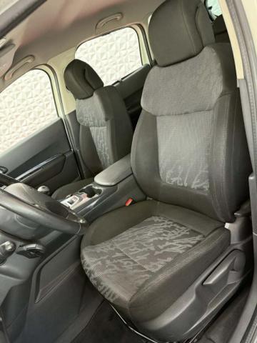 Peugeot 3008 image 1