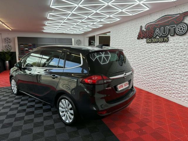 Opel Zafira Tourer image 9