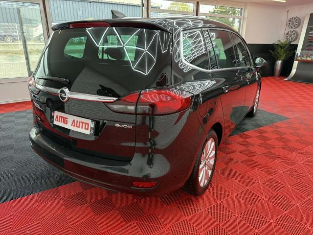 Opel Zafira Tourer image 2