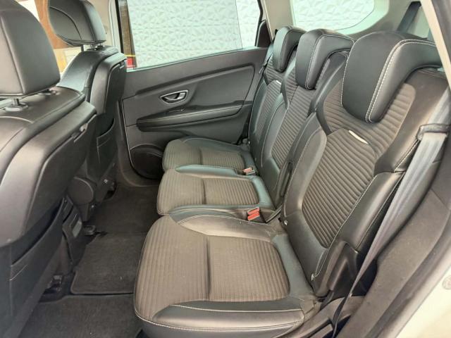 Renault Grand Scénic image 6