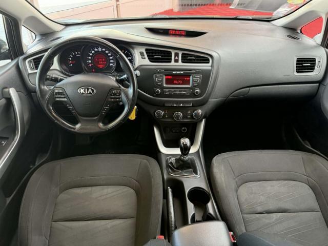 Kia Cee'D image 5