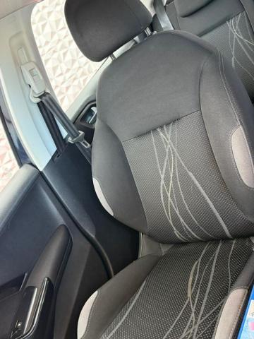 Peugeot 208 image 2