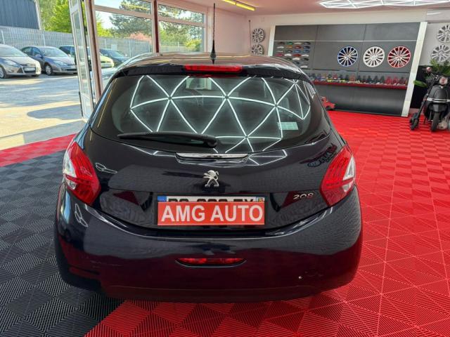 Peugeot 208 image 7