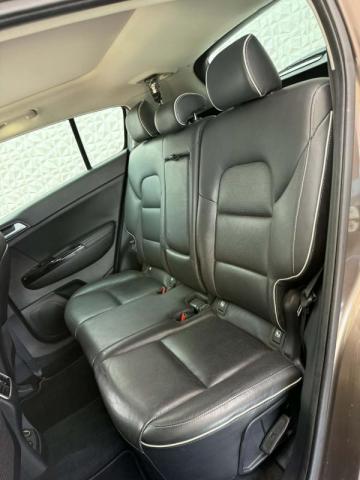 Kia Sportage image 2