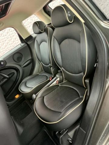 Mini Cooper Sd image 9