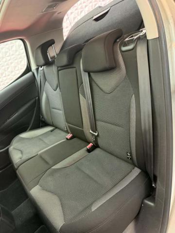 Peugeot 308 image 8