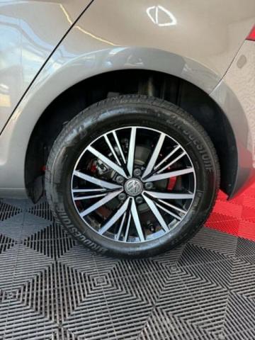 Volkswagen Golf image 3