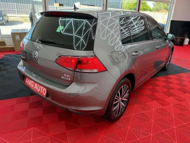 Volkswagen Golf image 8