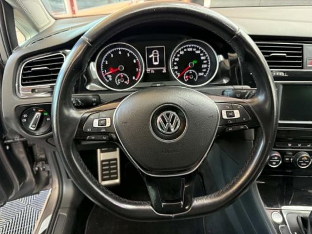 Volkswagen Golf image 2