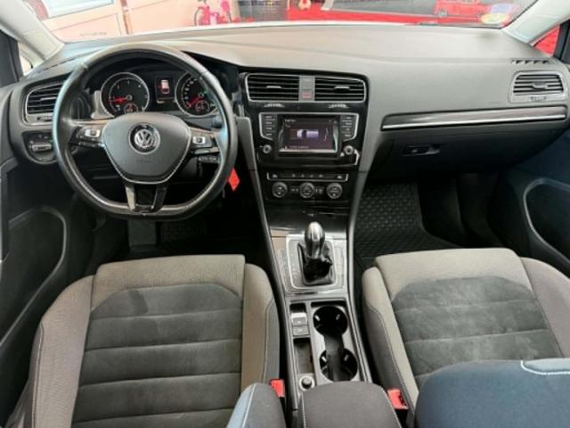 Volkswagen Golf image 5