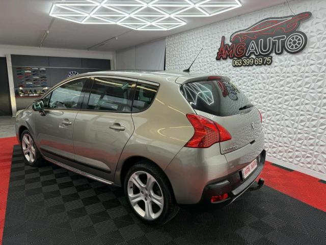 Peugeot 3008 image 2