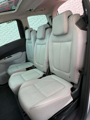 Peugeot 5008 image 8