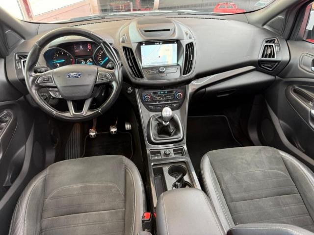 Ford Kuga image 5