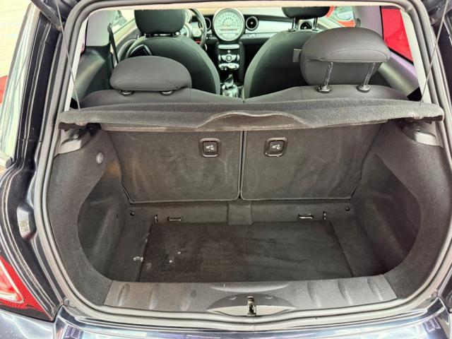Mini Cooper D image 2