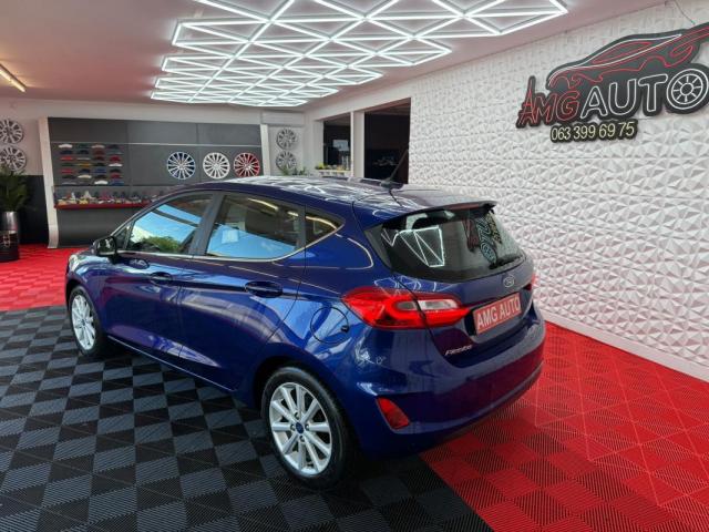 Ford Fiesta image 6