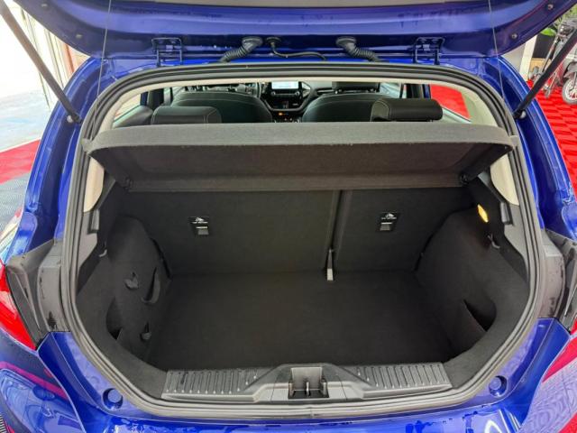 Ford Fiesta image 2