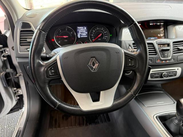 Renault Laguna Estate image 5