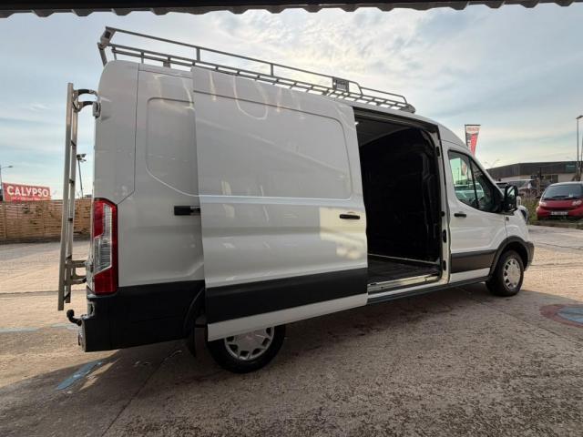 Ford Transit image 1