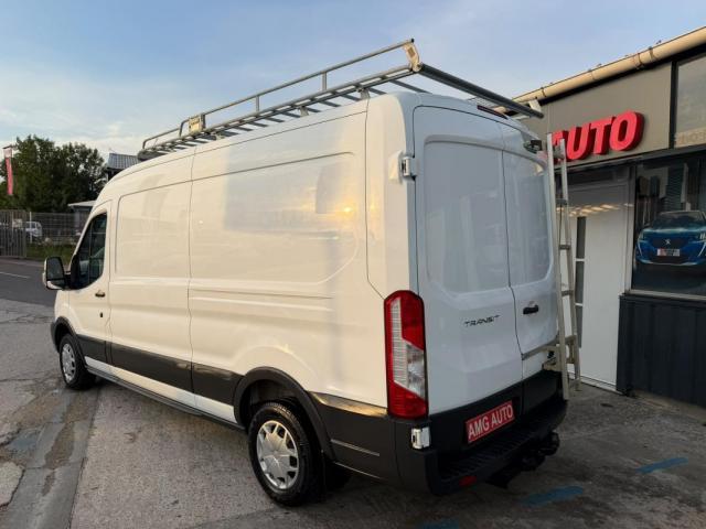 Ford Transit image 4