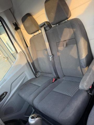 Ford Transit image 8