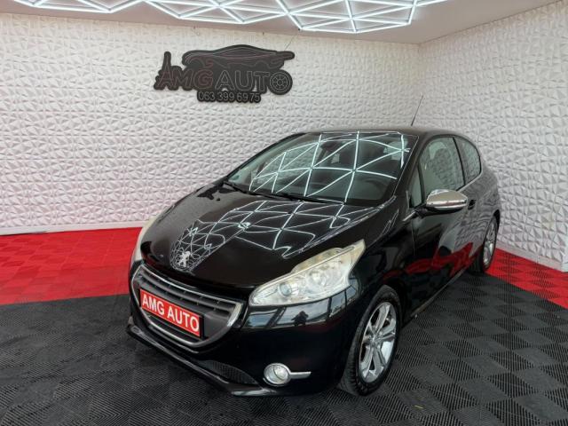 Peugeot 208 1.6 E-Hdi S&s 92 Cv.