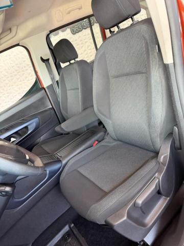 Peugeot Rifter image 4
