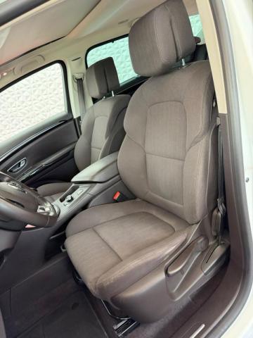 Renault Espace image 2
