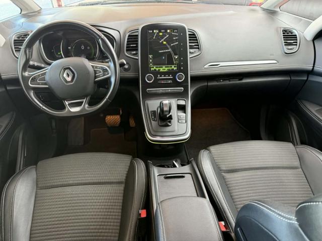 Renault Grand Scénic image 2