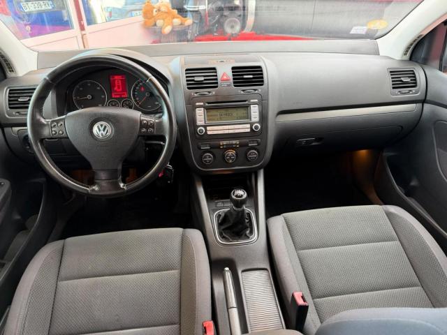 Volkswagen Golf image 6
