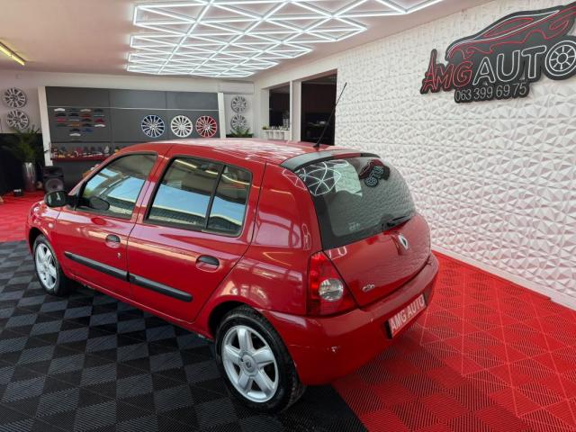 Renault Clio image 6